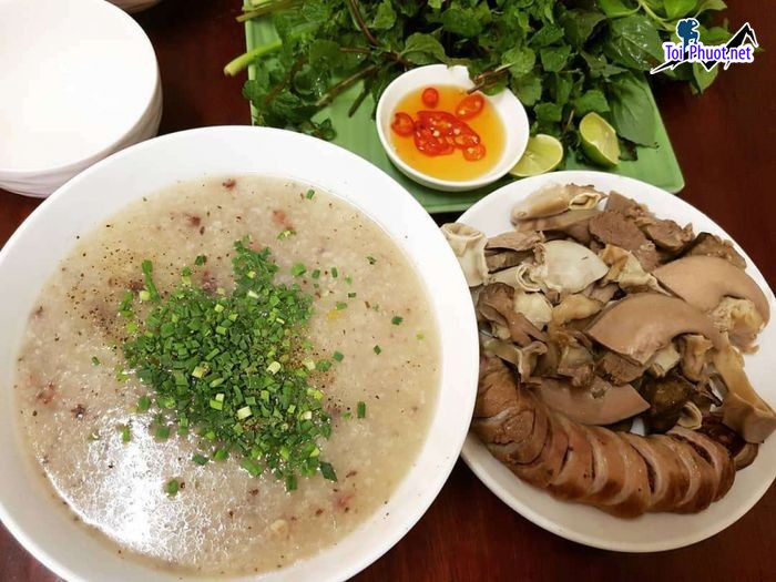 Top 8 Quán cháo ngon nhất Quảng Trị hạt cháo ninh nhừ và thơm mùi gạo dịu dàng (3)