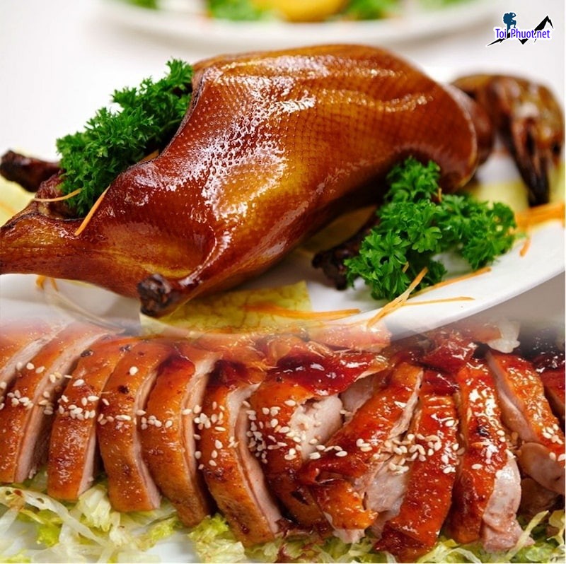 Top 8 Quán vịt quay ngon nhất Thừa Thiên – Huế Màu da vàng óng, giòn rụm, vị bùi (1)