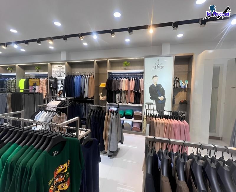 Top 8 Shop quần áo big size tốt nhất Hồ Chí Minh cho những cô nàng mũm mĩm (2)