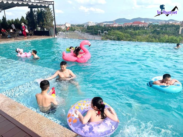 Top 9 Bể bơi công cộng có giá vé rẻ và chất lượng nhất Hải Phòng hoạt động quanh năm (2)