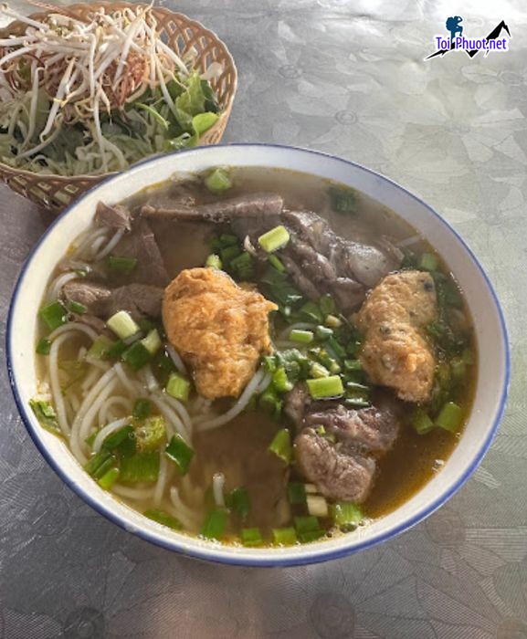 Top 9 Quán bún bò Huế ngon ở Thanh Hóa chuẩn truyền thống (5)
