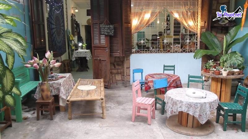 Top 9 Quán cà phê yên tĩnh, thích hợp tự học Đà Nẵng nhiều bạn trẻ yêu thích (2)