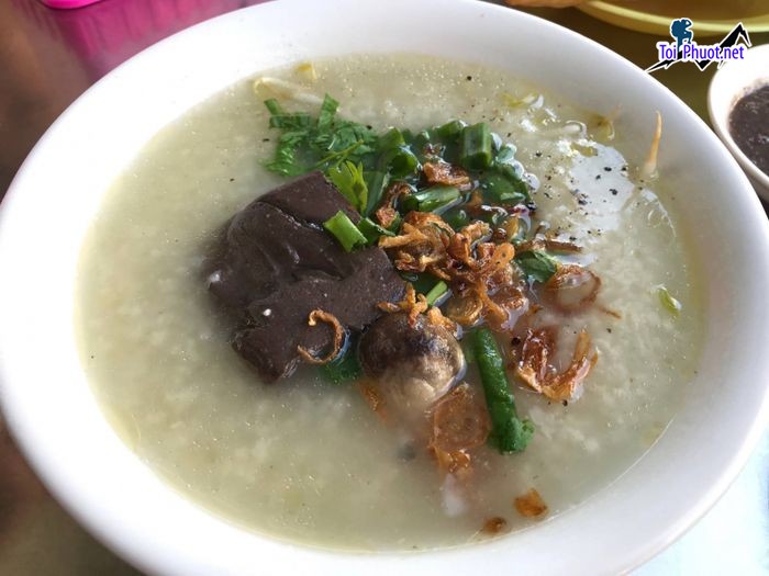 Top 9 Quán cháo ngon nhất Khánh Hòa thơm không hôi mùi lòng (4)