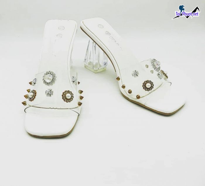 Top 9 Shop giày nữ đẹp được yêu thích nhất An Giang cực kì tôn dáng (6)