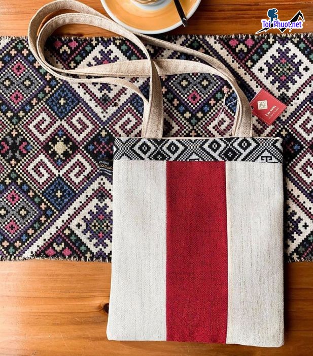 Top 9 Shop quà lưu niệm chất lượng nhất ở Lào Cai đa dạng và phong phú sản phẩm (3)