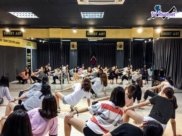 Top 9 Trung tâm dạy nhảy hiện đại tốt nhất Điện Biên phù hợp với thể chất người Việt (1)