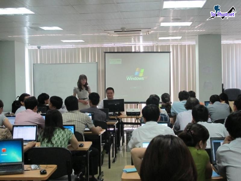 Top Trung tâm dạy tin học văn phòng uy tín nhất Hà Tĩnh môi trường tốt (3)