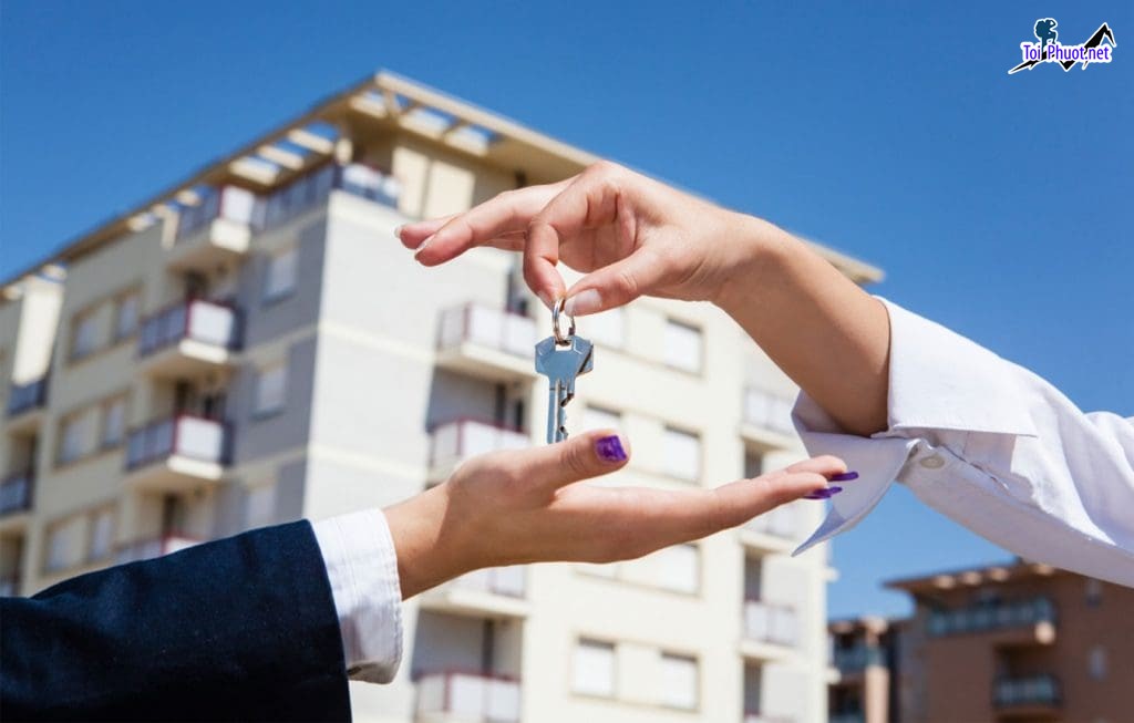 Home insurance helps protect your home in the US (2)