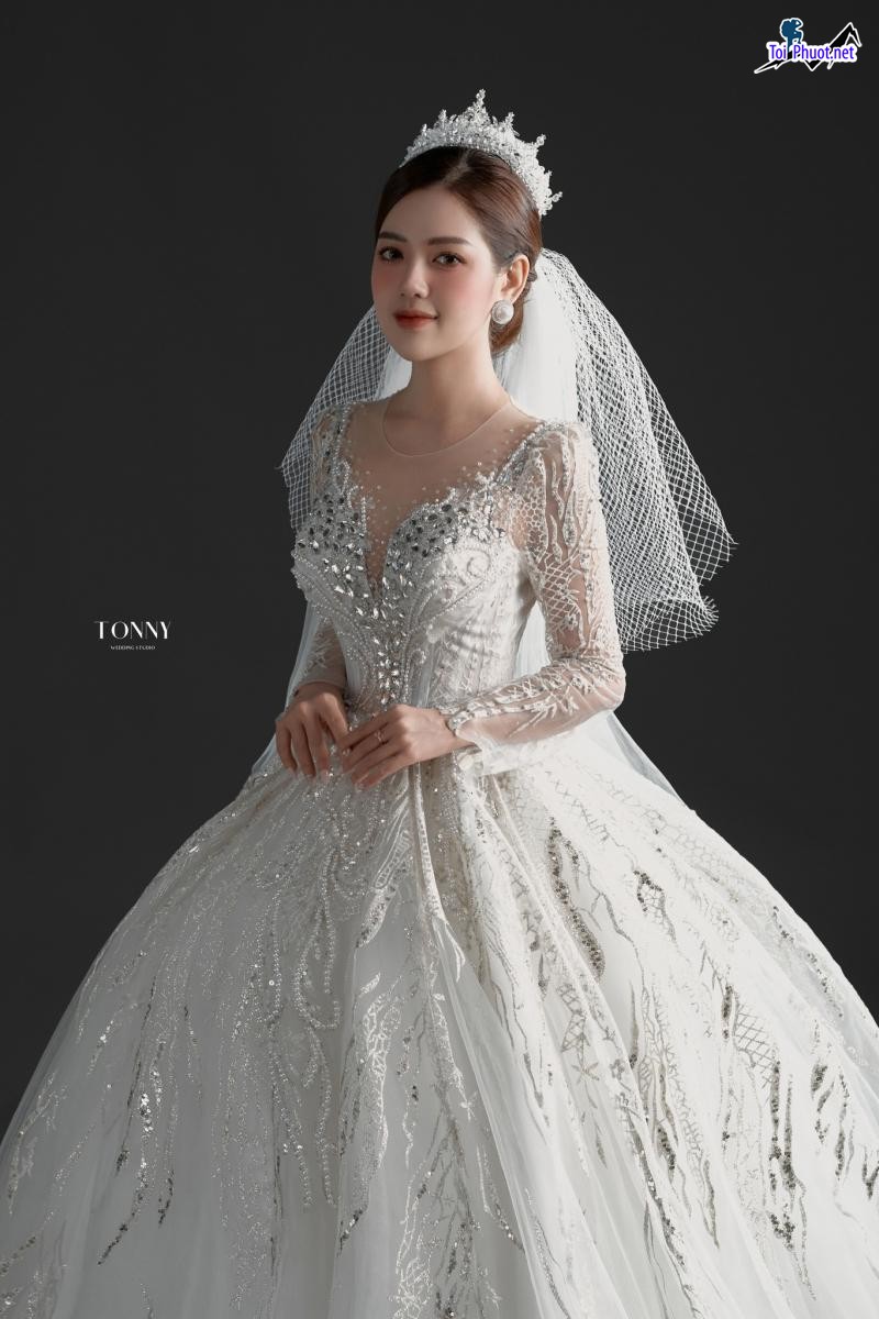 Top 10 Địa chỉ may và cho thuê váy cưới đẹp nhất Quảng Ngãi được đánh giá cao (2)