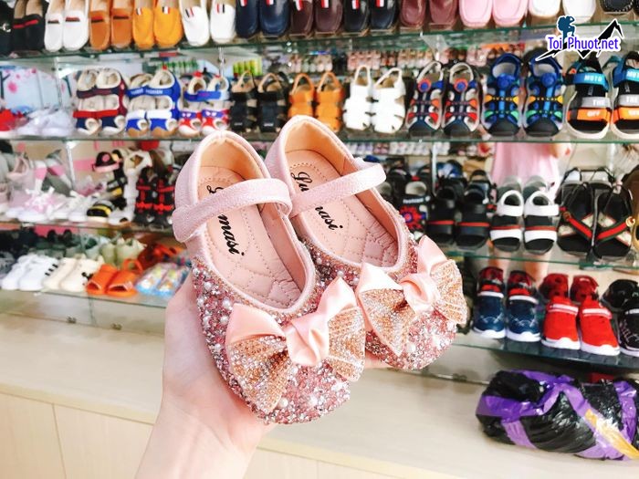 Top 10 Shop bán giày trẻ em đẹp và chất lượng nhất Quảng Ngãi được đánh giá cao (5)