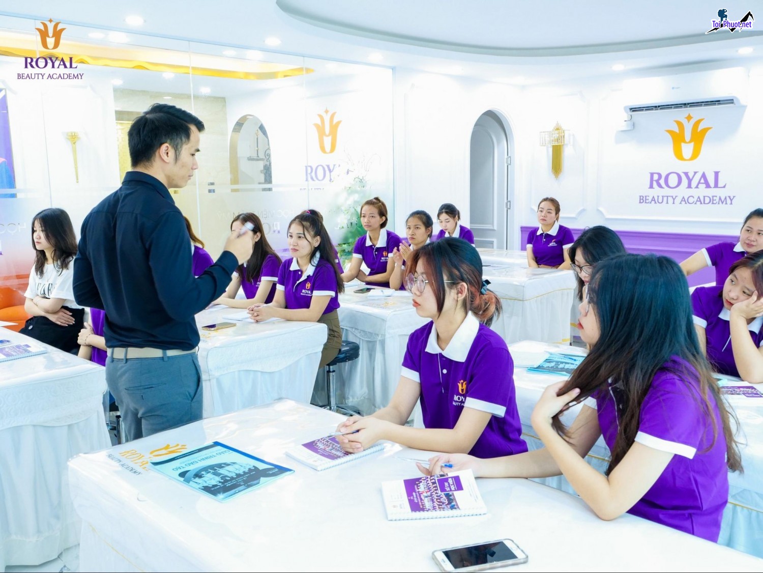 Top 10 Trung tâm dạy học nail uy tín và chuyên nghiệp nhất Lâm Đồng hỗ trợ nhiệt tình