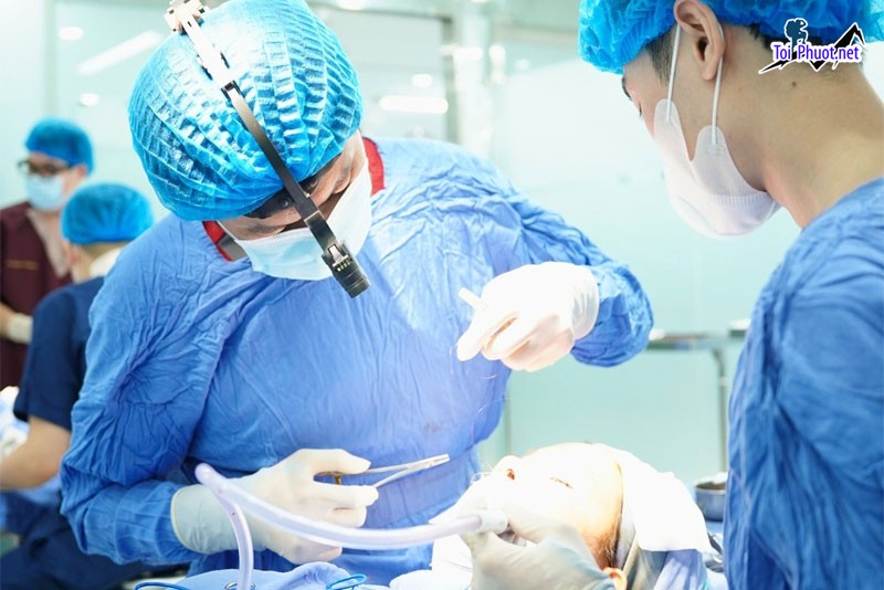 Top 12 Địa chỉ nâng mũi đẹp và an toàn nhất Yên Bái công nghệ nâng mũi tiên tiến nhất (4)