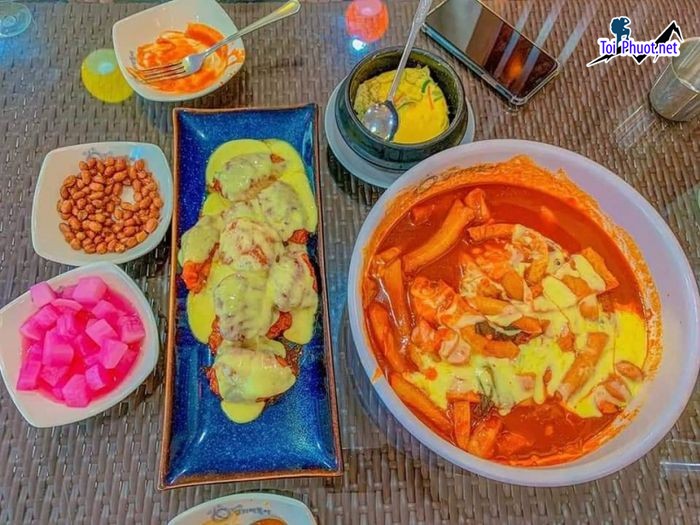Top 12 Quán ăn vặt ngon nhất khu vực Thừa Thiên Huế ẩm thực độc đáo tại Huế (3)