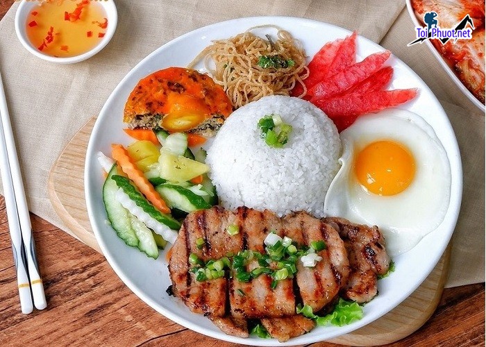 Top 12 Quán cơm ngon nhất Đà Nẵng giá cực ưu đãi cơm ngon (1)