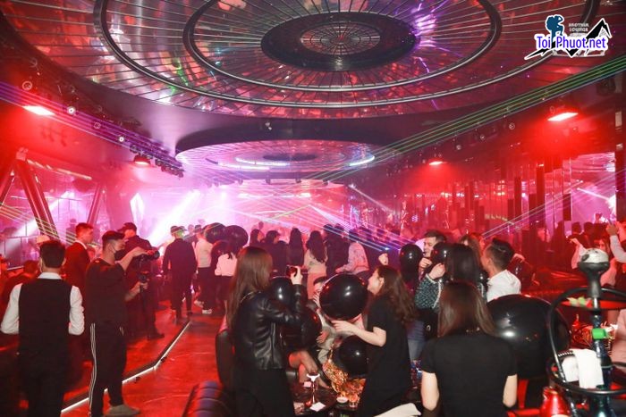 Top 4 Quán bar nổi tiếng nhất Nghệ An trải nghiệm giải trí tuyệt vời (3)