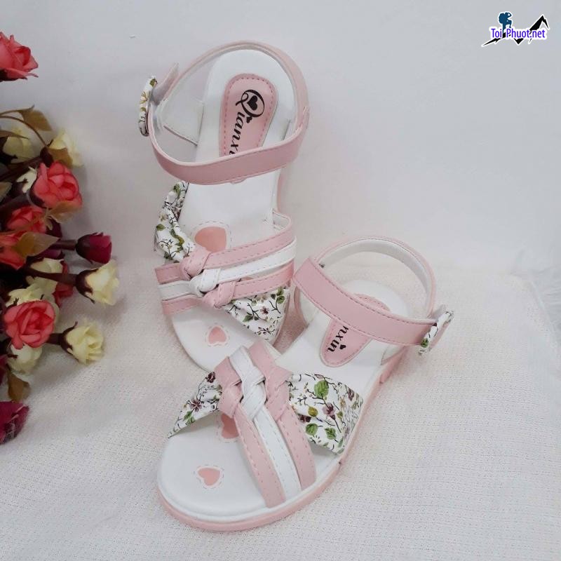 Top 4 Shop bán giày trẻ em đẹp và chất lượng nhất Trà Vinh đa dạng mẫu mã (1)