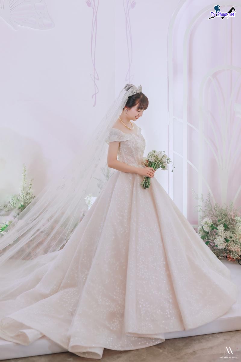 Top 5 Địa chỉ may và cho thuê váy cưới đẹp nhất Điện Biên phù hợp với cơ thể cô dâu (5)