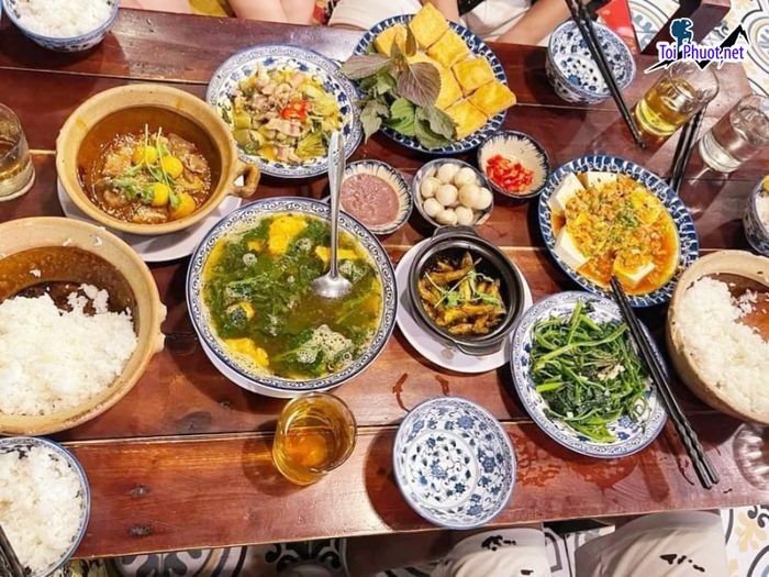Top 5 Quán cơm ngon nhất Bắc Giang chương trình ưu đãi hấp dẫn (2)