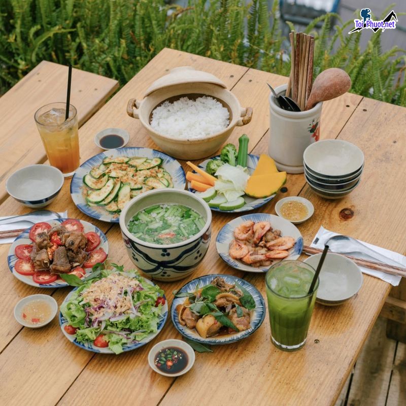 Top 5 Quán cơm ngon nhất Tuy Hòa Phú Yên nguyên liệu tươi ngon (2)