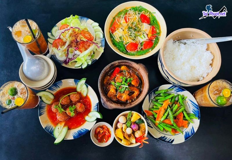 Top 5 Quán cơm ngon nhất Việt Trì Phú Thọ ẩm thực không thể bỏ qua (3)