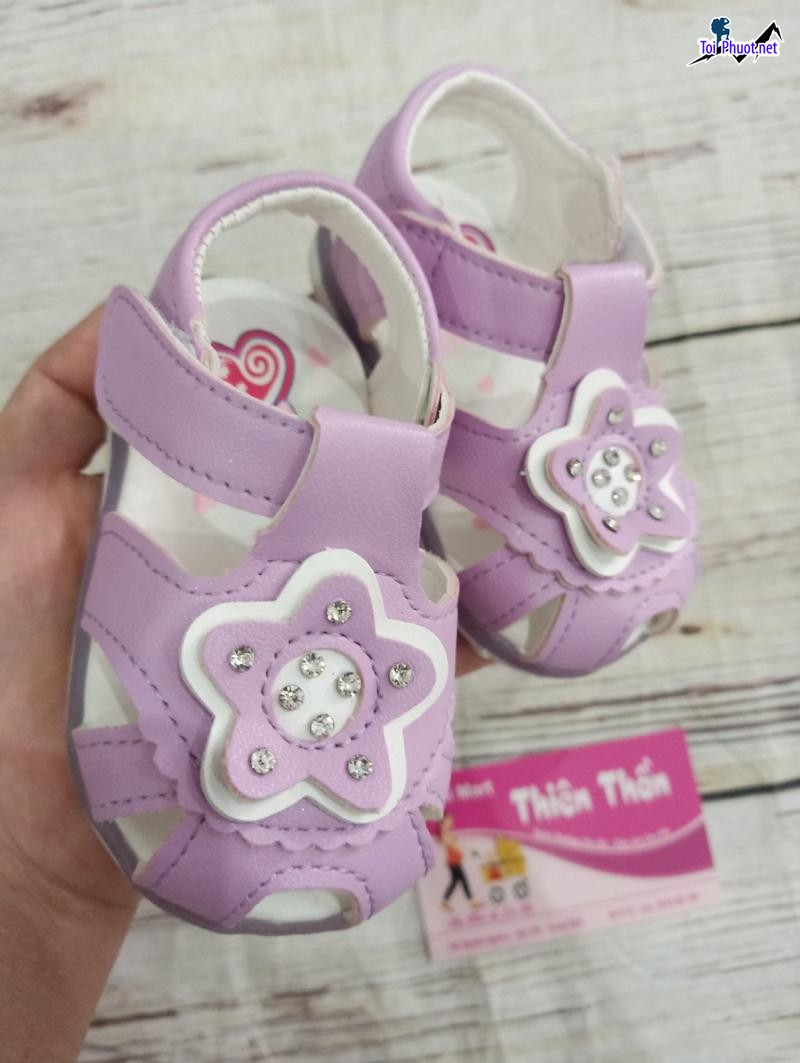 Top 5 Shop bán giày trẻ em đẹp và chất lượng nhất Thái Nguyên đáng yêu cho các bé (2)