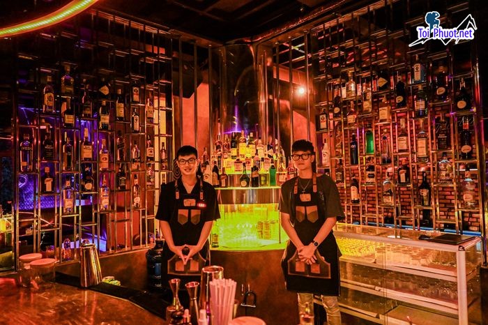 Top 7 Quán bar nổi tiếng nhất Bắc Ninh âm nhạc dancer chuyên nghiệp (2)