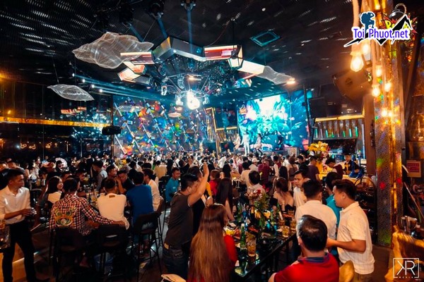 Top 8 Quán bar nổi tiếng nhất Thừa Thiên – Huế cực chất và xịn xò (1)
