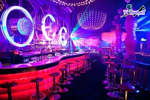 Top 8 Quán bar nổi tiếng nhất Thừa Thiên Huế giúp quý khách giải tỏa căng thẳng (4)