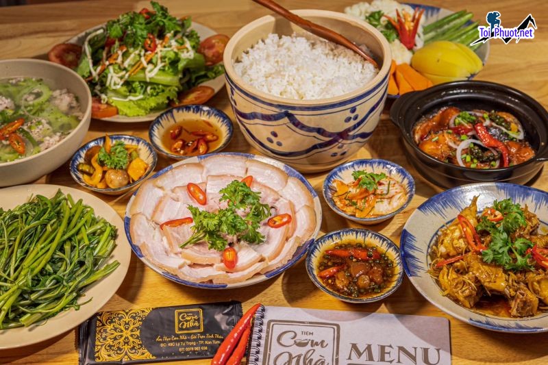 Top 8 Quán cơm ngon nhất Hạ Long Quảng Ninh được đánh giá cao (2)