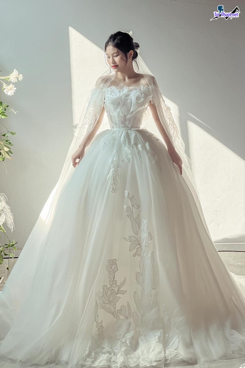 Top 9 Địa chỉ may và cho thuê váy cưới đẹp nhất Quảng Ninh giá tốt nhất (4)