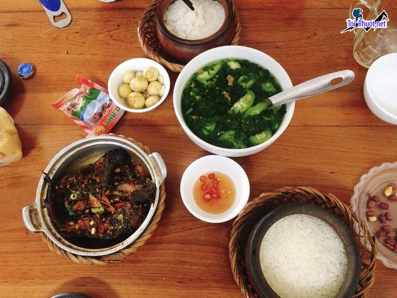 Top 9 Quán cơm ngon nhất Đồng Hới Quảng Bình đồ ăn tươi ngon (3)