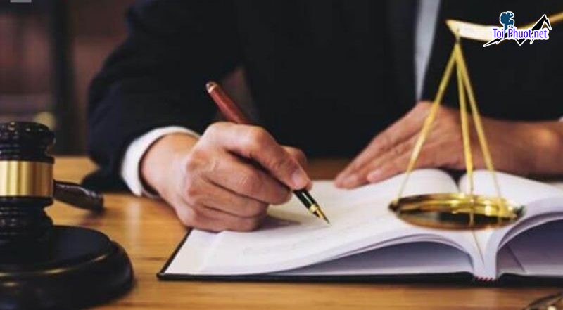 What is civil law and what are rights and obligations in the US (1)