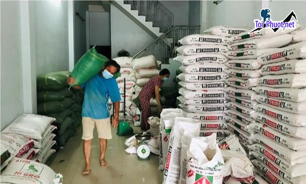Top 4 bán thức ăn gia súc gia cầm Top bán thức ăn gia súc gia cầm phổ biến