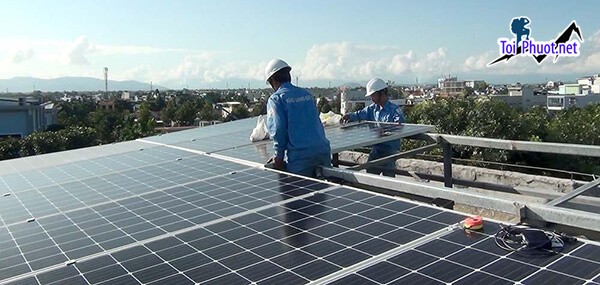 Top 4 lắp điện mặt trời giá rẻ chất lượng Việt Trì Phú Thọ kỹ thuật chuyên môn cao (1)