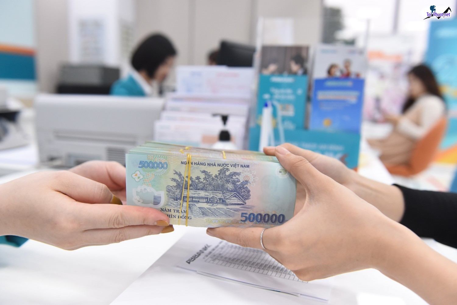 Top 5 dịch vụ đáo hạn ngân hàng giá rẻ Quảng Ngãi không phát sinh chi phí (2)
