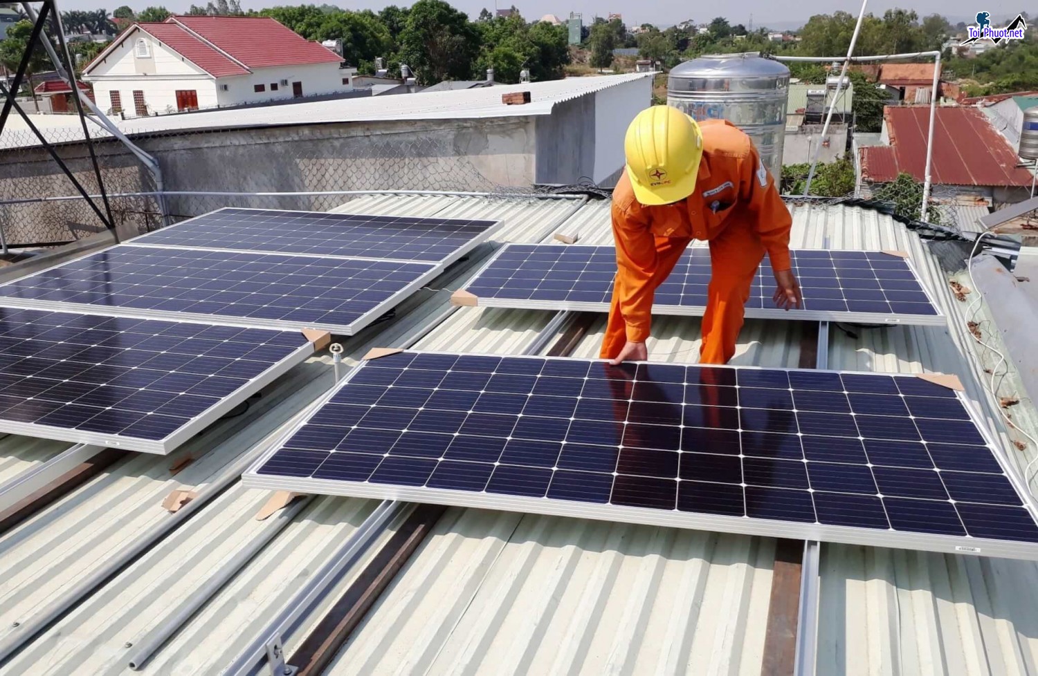 Top 5 lắp điện mặt trời giá rẻ chất lượng Ninh Bình hiệu quả nhất (1)