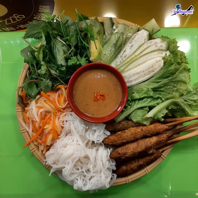 10 quán Nem Nướng Quận 11 ngon nhất nhì Sài Gòn Hồ Chí Minh (6)