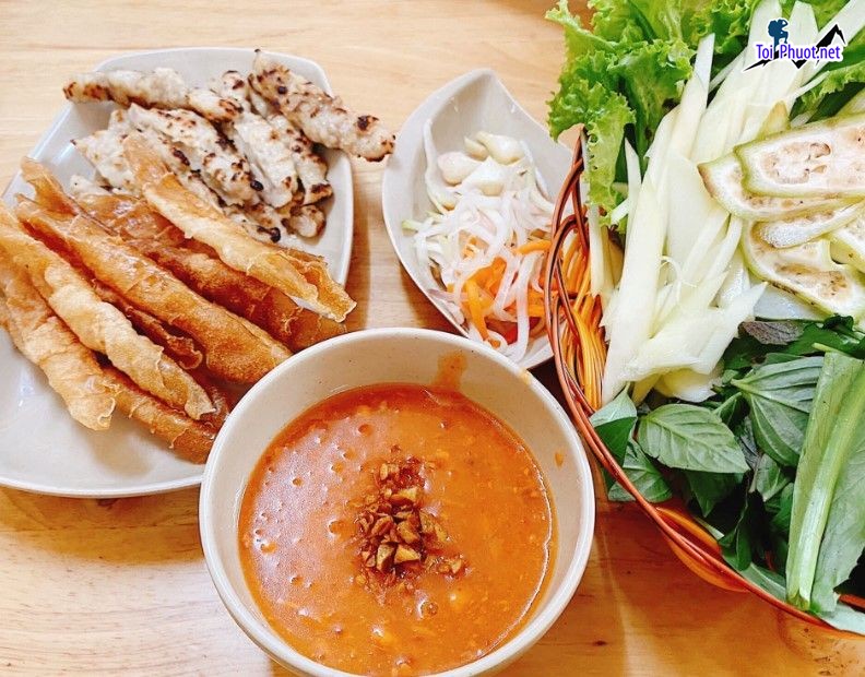 5 quán Nem Nướng Nha Trang Hóc Môn ăn là ghiền Sài Gòn Hồ Chí Minh (2)