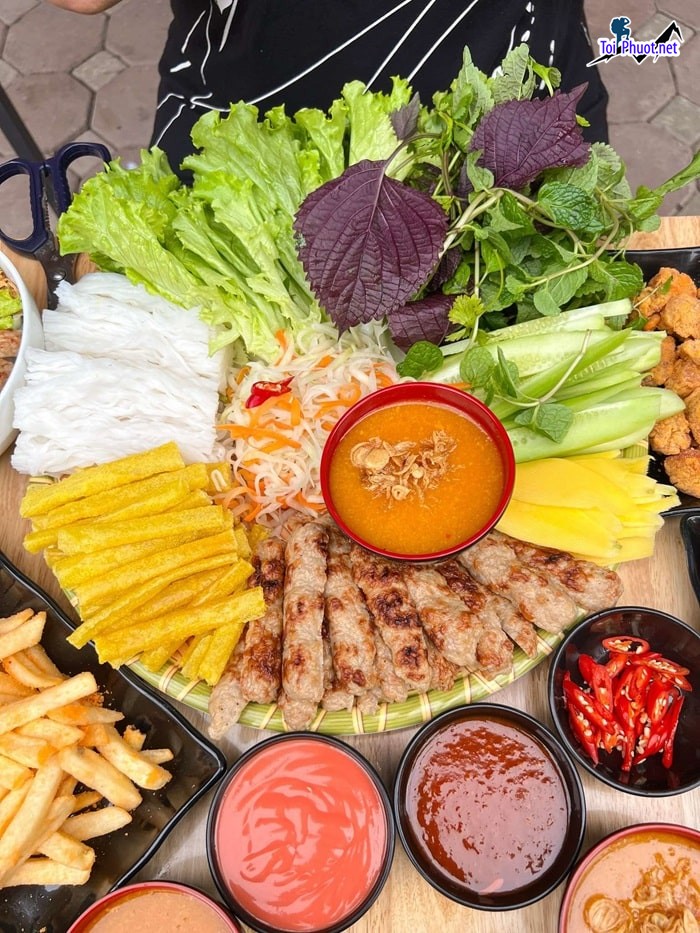 5 quán Nem Nướng Nha Trang Quận 8 ăn là ghiền Sài Gòn Hồ Chí Minh (1)