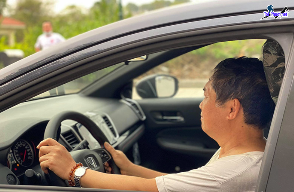 Chạy lái xe hộ Nhà Bè giùm giúp bạn đồng hành với bạn mọi buổi tiệc (1)